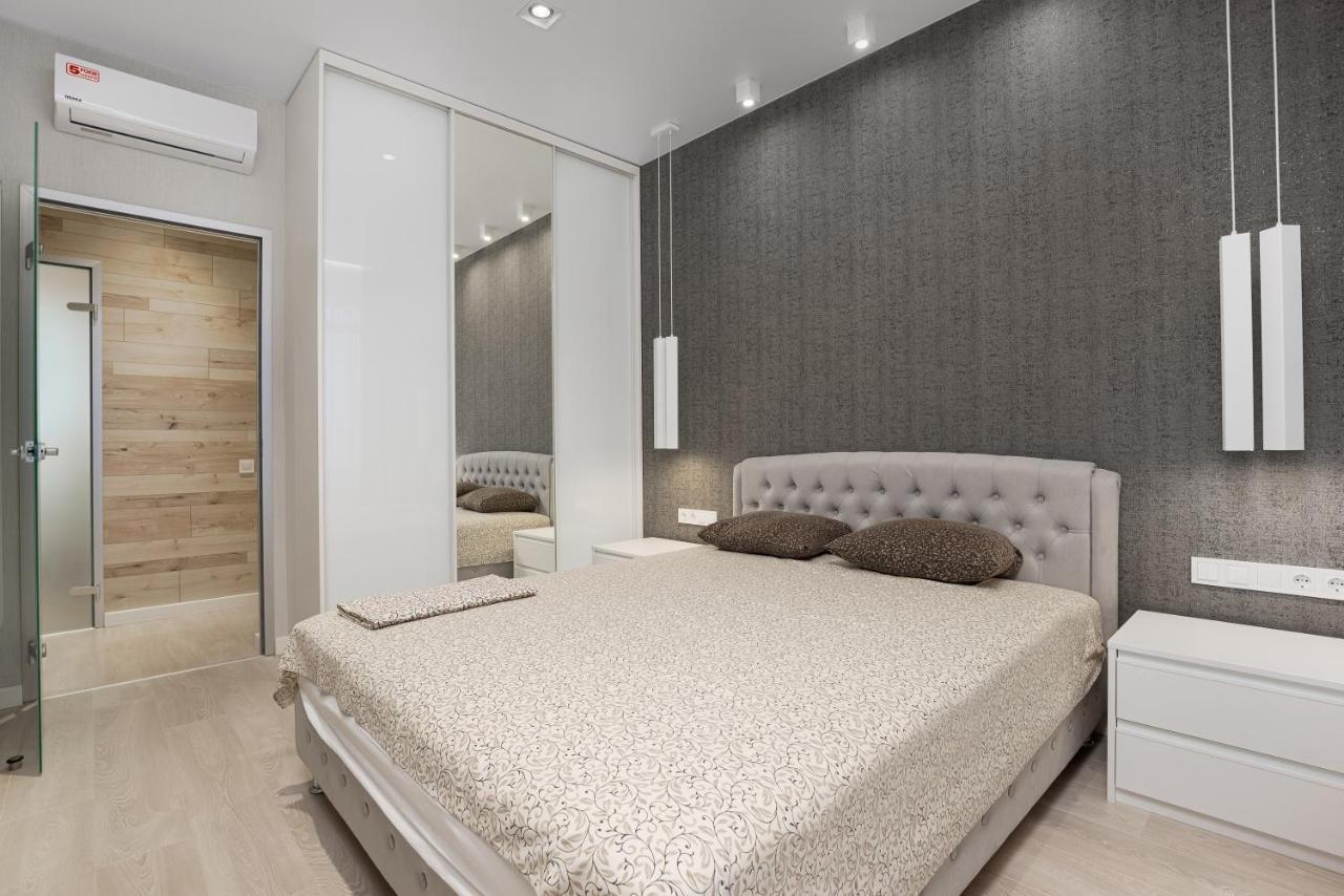 45 Pearl 2-Bedrooms Apartment With Terrace Odesa Exterior photo